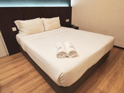 Miri Hotel | Emart Hotel (Riam)