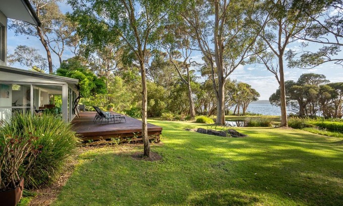 Ocean Beach House | Emerald Cove I Private Properties
