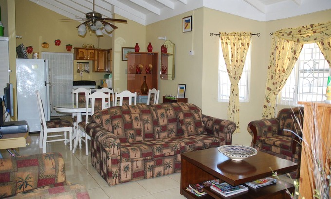 Highgate House | Emerald Estate gated community/Oceanfront