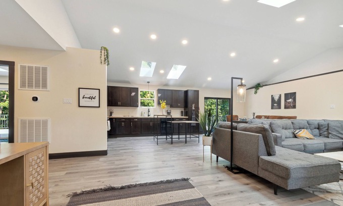 Ridgeway House | Emerald in Berkeley Springs, WV