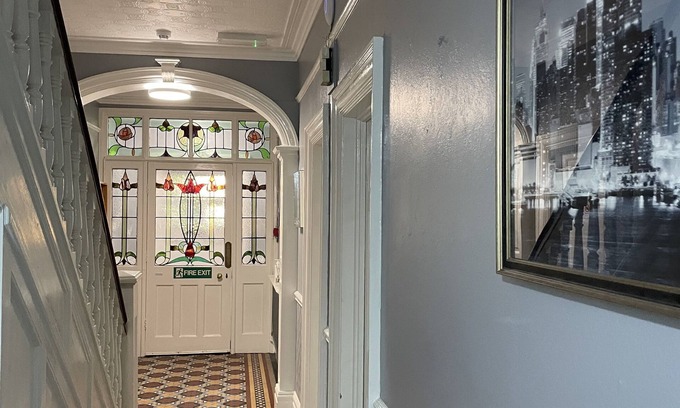 Fulford House | Emerald Residence