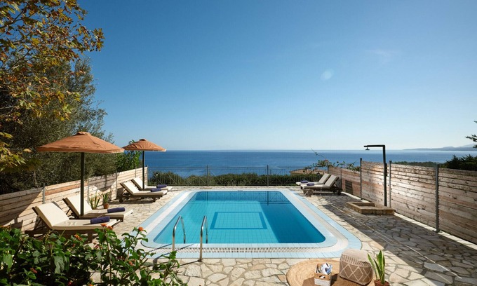 Varvara Villa | Emerald Superior Villa