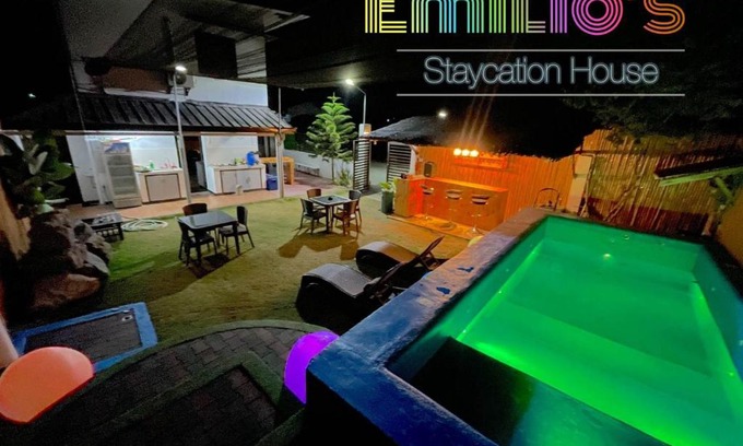 Bay Bed & Breakfast | Emilio's Staycation House