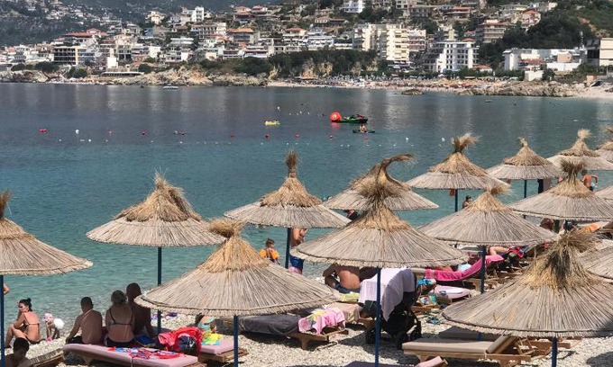 Himare Hotel | Emily’s Hotel