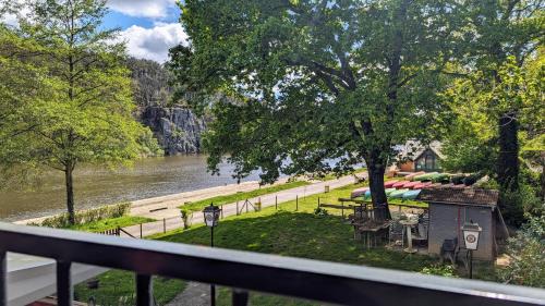 Saint-Vincent-sur-Oust House | Emplacement exceptionnel au Coeur de l'Ile aux Pies