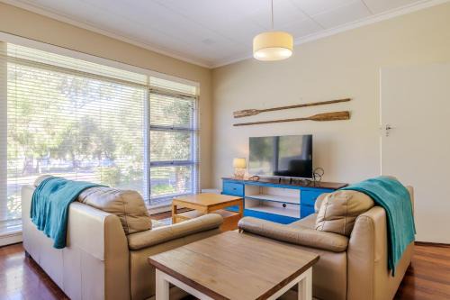 Emu Point House | Emu Point Beach Cottages - by the BnB Collection