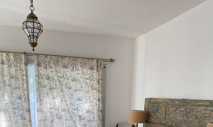 Vicente Lopez Bed & Breakfast | En-suite room, in a family home near the coast of Vicente Lopez