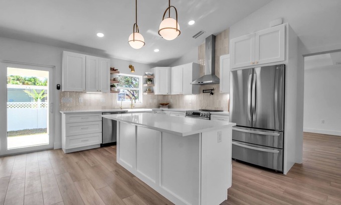 South Venice House | Enchanting 3-bedroom house in Venice with WiFi