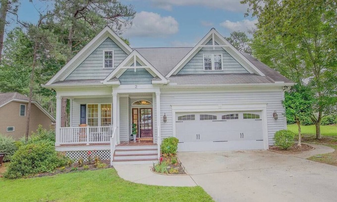 Pinehurst House | Enchanting 4-bedroom house with AC in Pinehurst