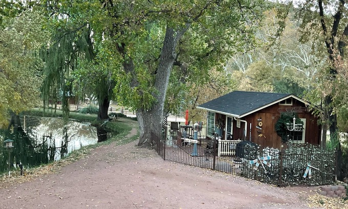 Payson Cottage | Enchanting property with cottage on large private pond. Heatwave Special.