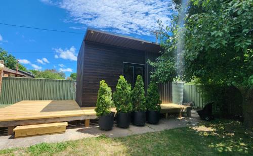 Dickson Apartment | Enchanting Tiny Home in Vibrant - Hosted by Canstay