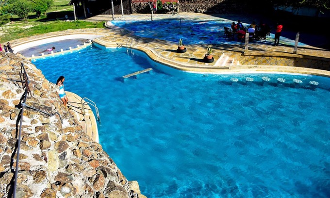 Isinya RV Rental | Enchipai Campsite and Cottages