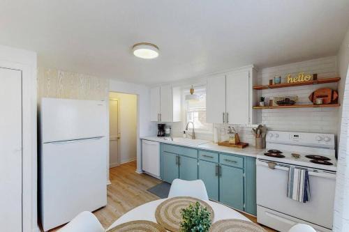 Canton House | End Zone Escape-Light and Bright HOF Village Home