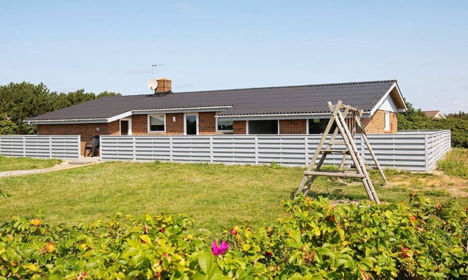 Klegod Strand House | Energy-Efficient Retreat - By Traum Ferienwohnungen