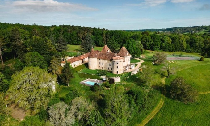 Saint-Aquilin Other | Enjoy 20-30% off on this 15th century chateau with exquisite modern comforts.