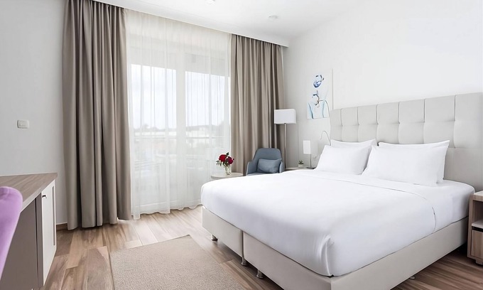 Ulcinj Hotel | Enjoy a Hassle-Free and Suiting Stay! Beachfront, Outdoor Pools & Free Parking!