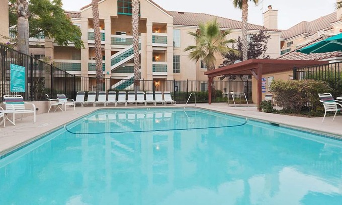 San Bruno Resort | Enjoy a Hassle-Free Stay, Parking, Kitchen, Pet-Friendly Property
