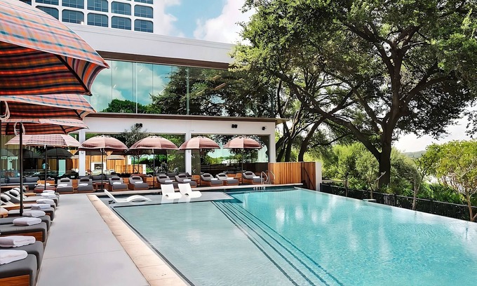 Congress Avenue Historic District Hotel | Enjoy a Hassle-free Stay! 2 Relaxing Units, Outdoor Pool, Pet Stays Free!