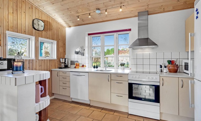Nørre Hurup House | Enjoy a relaxing vacation in this inviting vacation home.