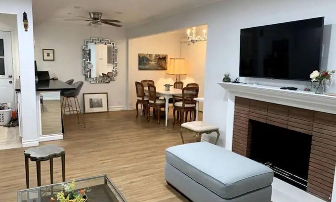Central San Pedro House | Enjoy Cabrillo Beach Minutes Away in Single Family Residance.
