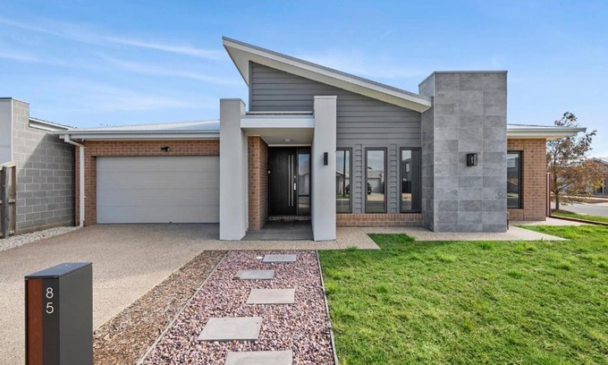 Ocean Grove House | Enjoy Coastal Bliss the Ideal Family Home