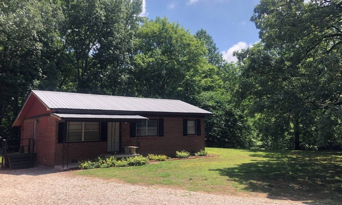 Counce House | Enjoy Fishing, Boating and Family time at Pickwick!