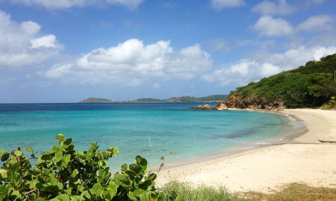 Estate Frenchman Bay Resort | Enjoy gated private beach location voted best in St. Thomas