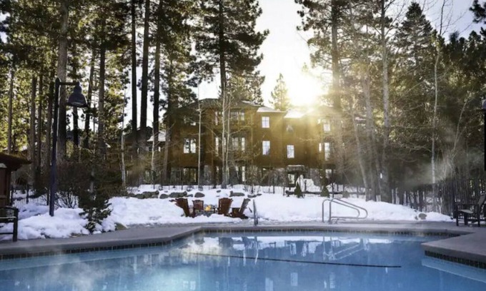 Incline Village House | Enjoy New Year's Eve in Lake Tahoe's Incline Village at Hyatt High Sierra Lodge