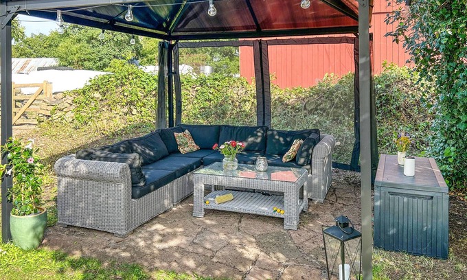 Borgholm House | Enjoy peace and idyll in this holiday home in the countryside.