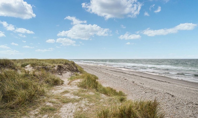 Anholt House | Enjoy peace and quiet in this large vacation home on the island of Anholt.