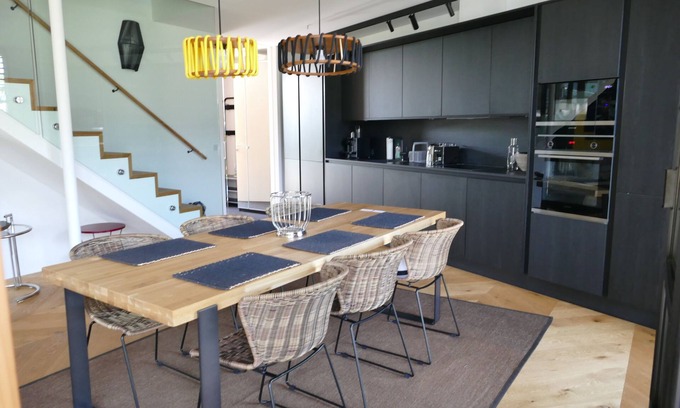 Neusiedl am See House | Enjoy pure relaxation in our luxurious lake-side holiday home