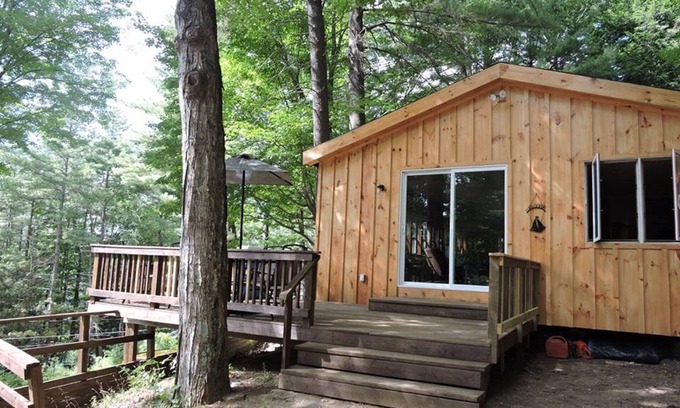 Day Cabin | Enjoy the comfort of camp life