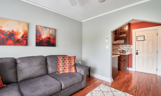 Newberg Apartment | Enjoy the downtown vibe at the Yamhill Flats: Suite 3