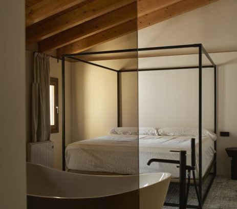 Requena House | Enoa Suites Casa Cueva
