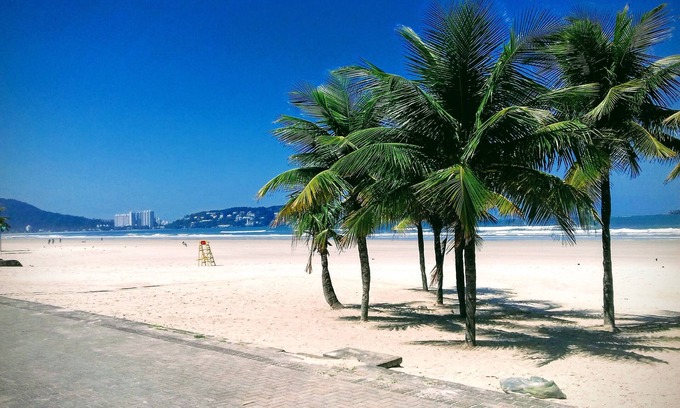 Jardim Vitoria Apartment | Enseada/Aquário- 3 BLOCKS FROM ENSEADA BEACH- 2 bedrooms- 2 bathrooms-1 parking space
