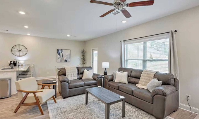 Pearl House | Entire 4 Bedroom home in Pearl, Mississippi