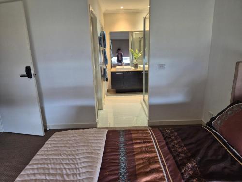 Werribee House | Entire 4 bedroom house in Werrribee, Australia