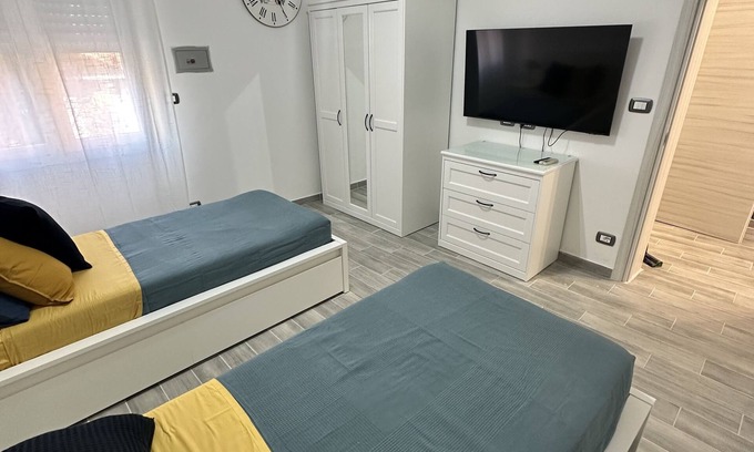 Bolognina Apartment | Entire apartment for 4 people 20 minutes from the center super-equipped.