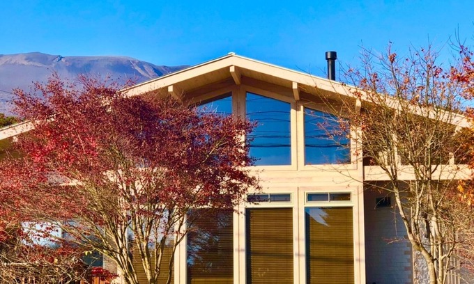 Oiwake House | Entire building reserved 250 Large luxury Finnish log house with panoramic views of Mt Asama/Kitasaku-gun Nagano