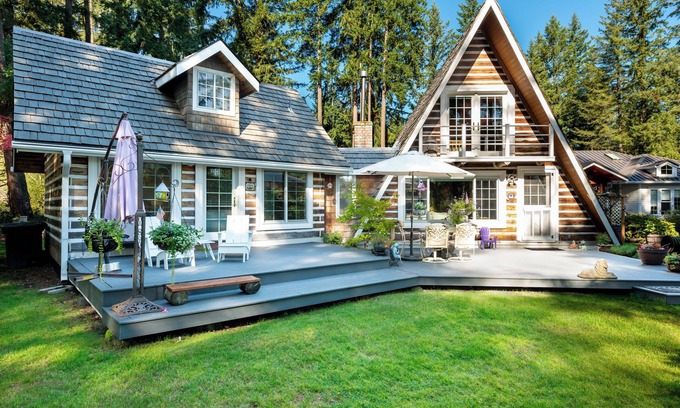 Sammamish Cabin | Entire Cabin/House, quite and private yet in town.
