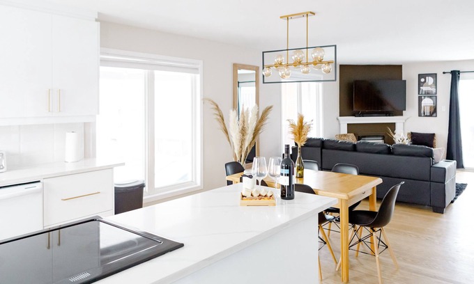 Downtown Gatineau House | *Entire COZY PLACE* 5 Minutes Drive Downtown Ottawa