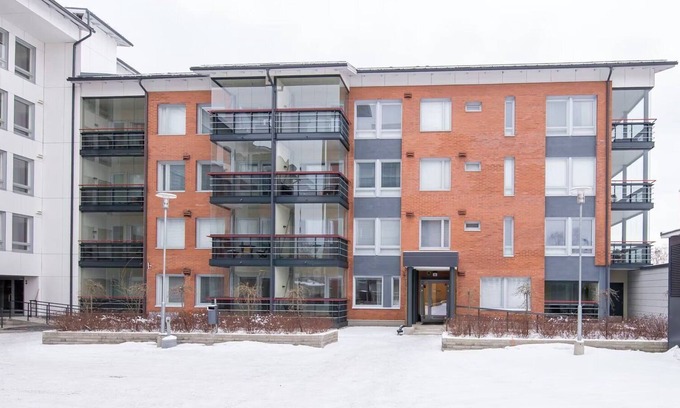 Vaasa Apartment | Entire downtown flat with free garage space