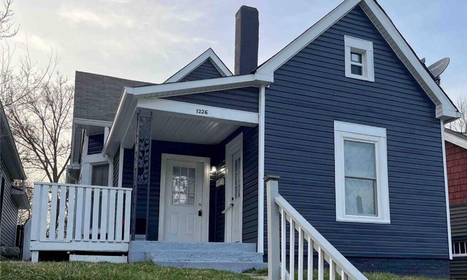 Windsor Park House | Entire House In Downtown Indy!
