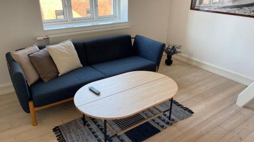 Slagelse Apartment | Entire multi-room apartment in patrician villa