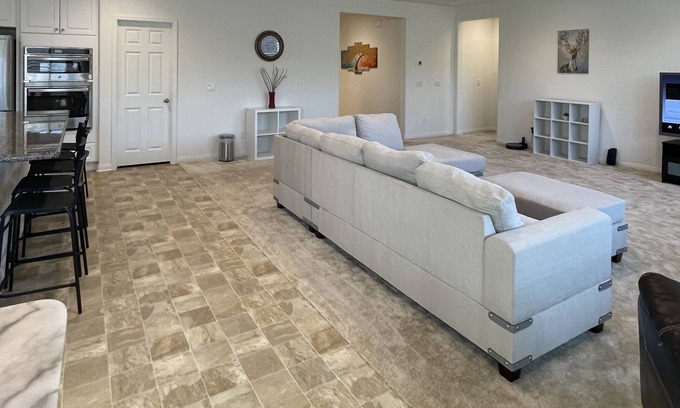 Jurupa Valley House | Entire new beautiful comfort clean of 4 bedrooms house