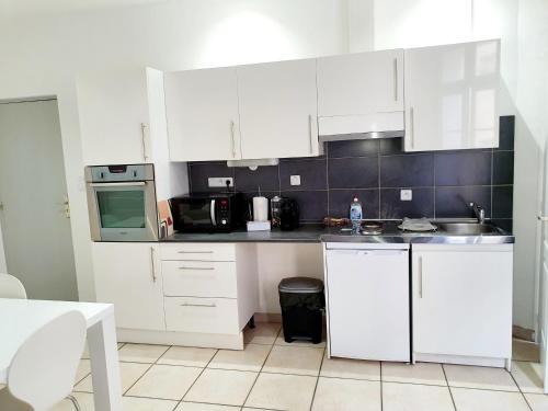 Quartier Administrations Apartment | Entre arènes et maison carrée P1