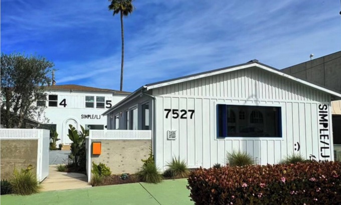 Village of La Jolla House | EPIC LJ SPOT - Bungalow 2. Walking distance to village, beach, and restaurants