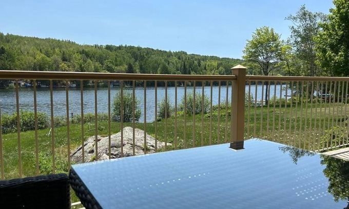 Mont-Carmel Apartment | Equipped condo du lac St-Pierre à Mont-Carmel, Kamouraska RCM