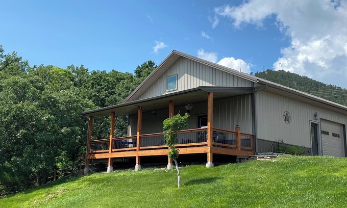 Sundance House | Erickson Mountain Retreat. A Wonderful Wyoming Black Hills Getaway!