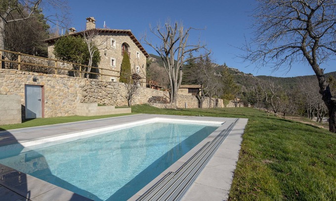 Castellar del Riu Cottage | Masía El Pinatell, rural house in an idyllic location.